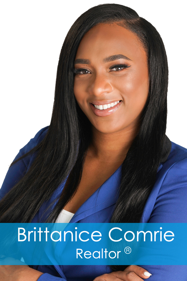 brittanice_comrie_realtor_blue_realty_webiste_headshot